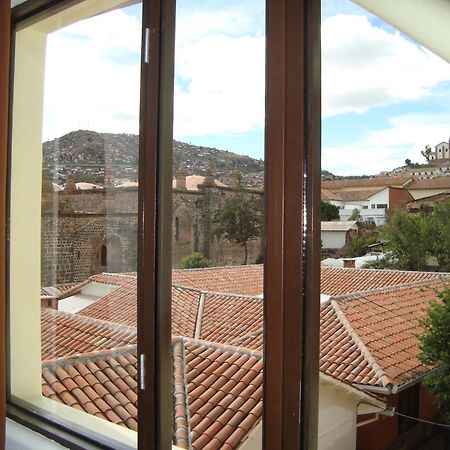 Hostal & Apartments El Triunfo Cusco Exterior photo