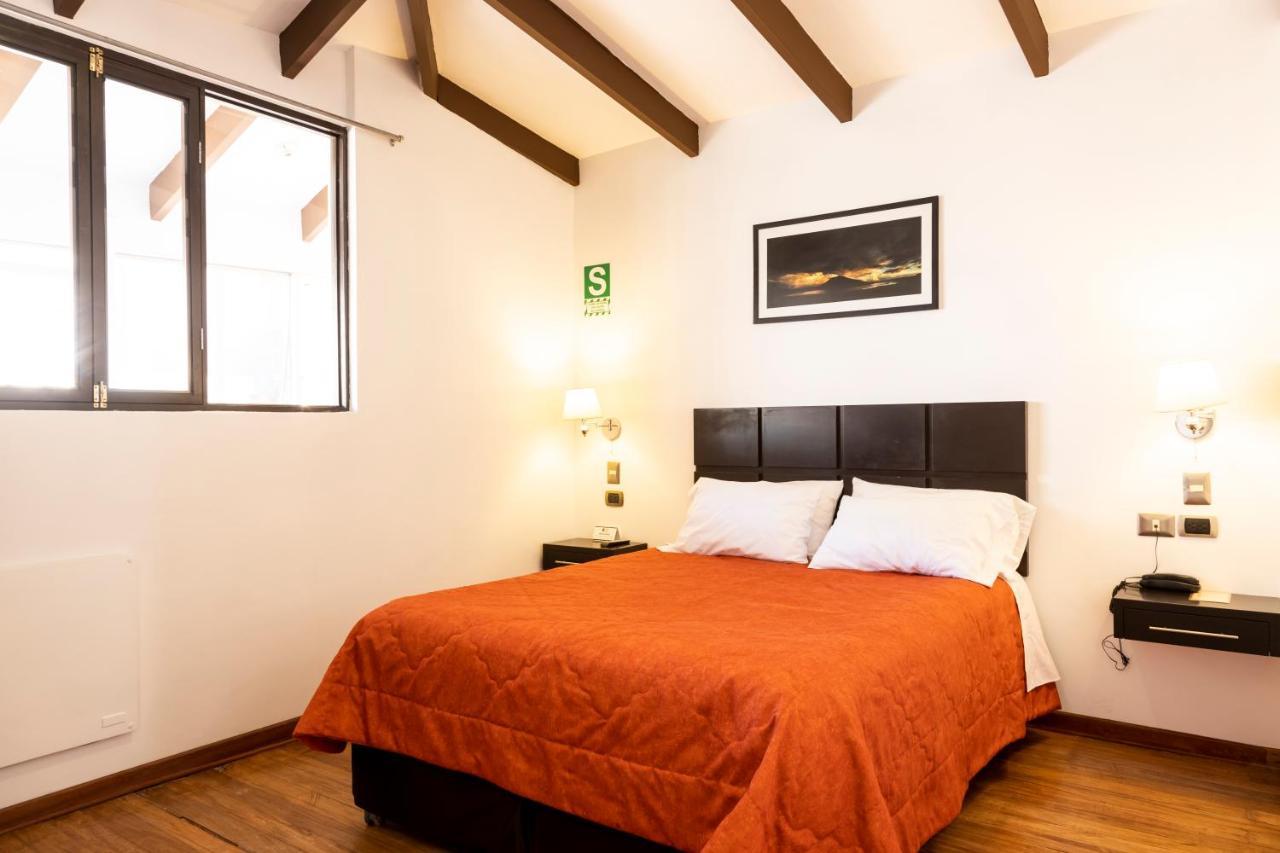 Hostal & Apartments El Triunfo Cusco Exterior photo