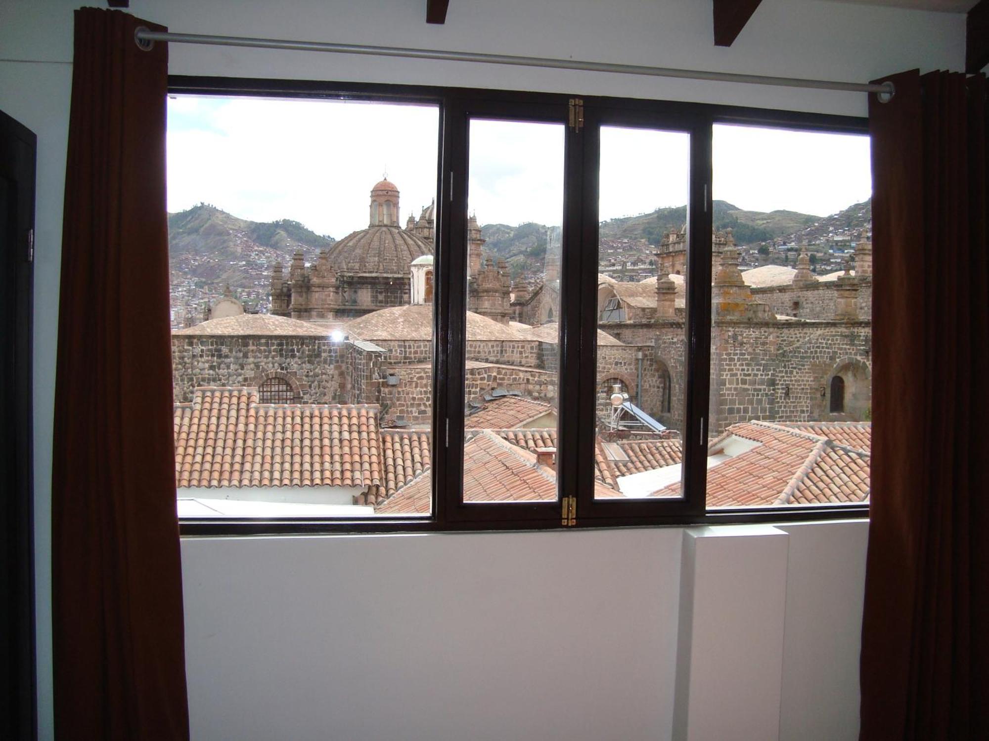 Hostal & Apartments El Triunfo Cusco Exterior photo